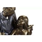 Szerelmes pár esernyővel figura II.